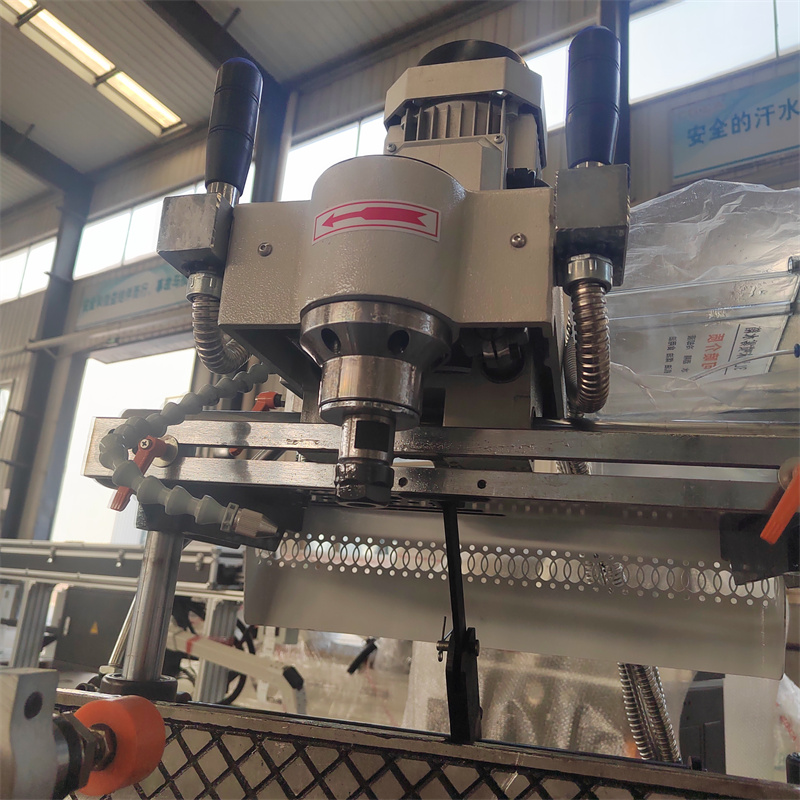 Single-axis Copying Milling Machine para sa Aluminum Profile LXZ1B-250×150 2